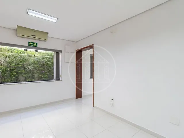 Sala com 45m², para alugar, no bairro Brooklin Paulista em São Paulo