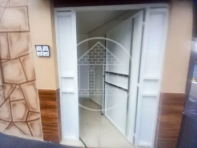 Sala com 45m², para alugar, no bairro Vila das Belezas em São Paulo