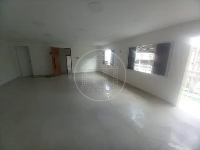Sala com 45m², para alugar, no bairro Vila das Belezas em São Paulo