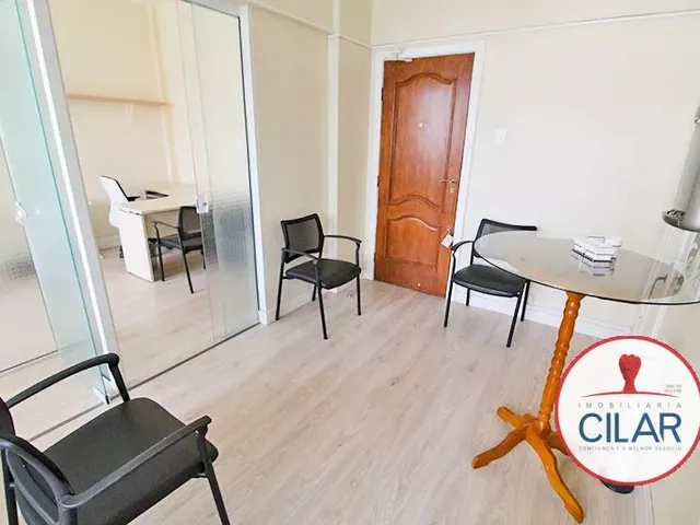 Sala à venda, no bairro Centro em Curitiba
