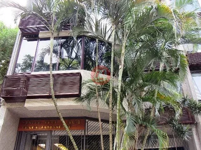 Sala com 40m², à venda, no bairro Petrópolis em Porto Alegre