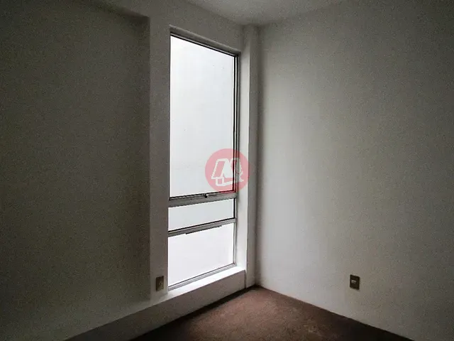 Sala com 40m², à venda, no bairro Petrópolis em Porto Alegre