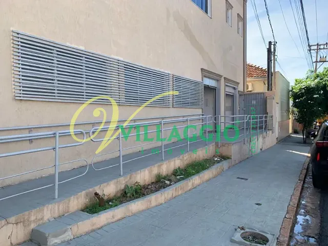 Sala com 32m², para alugar, no bairro Parque Industrial em São José do Rio Preto
