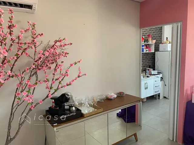 Sala para alugar, no bairro Centro em Pindamonhangaba