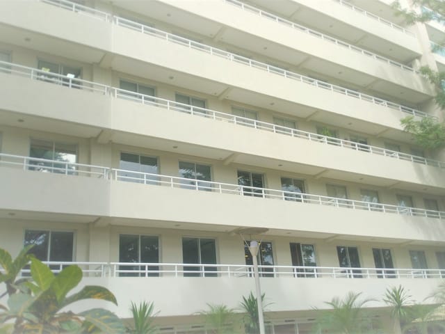 Foto do Sala - SALA À VENDA, 47M² COM 1 VAGA, AR CONDICIONADO, 1 LAVABO, TETO COM SANCA E ILUMINAÇÃO EMBUTIDA, PERSIANA E SACADA - SÃO PAULO | Lares e Andares Imóveis