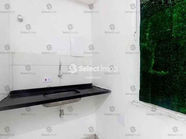 Sala com 53m², para alugar, no bairro Jardim Zaira em Mauá