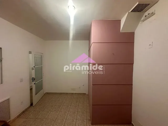 Sala com 10m², para alugar, no bairro Jardim Satélite em São José Dos Campos