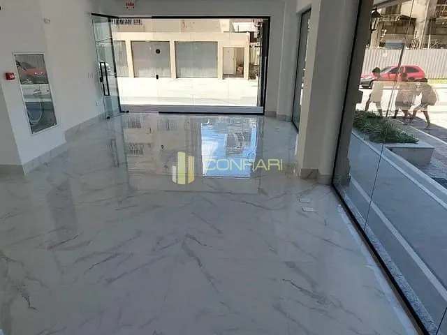 Sala para alugar, no bairro Centro em Itapema