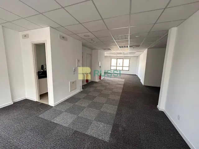 Sala para alugar, no bairro Condomínio Royal Park em São José dos Campos