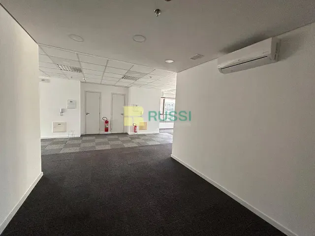 Sala para alugar, no bairro Condomínio Royal Park em São José dos Campos