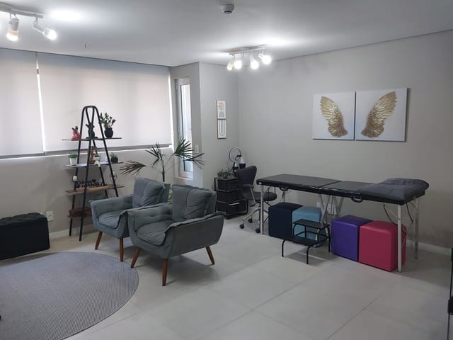 Sala à venda, no bairro São Gonçalo em Pelotas