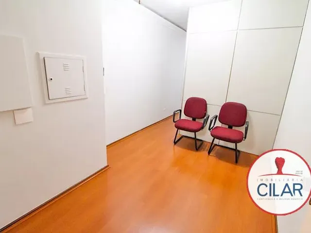 Sala à venda, no bairro Centro em Curitiba