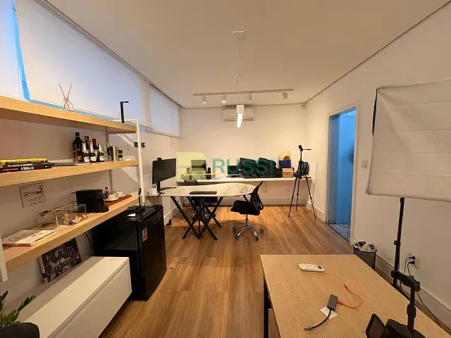Sala com 313m², à venda, no bairro Bosque dos Eucaliptos em São José dos Campos