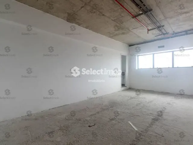 Sala com 32m², para alugar, no bairro Vila Bocaina em Mauá