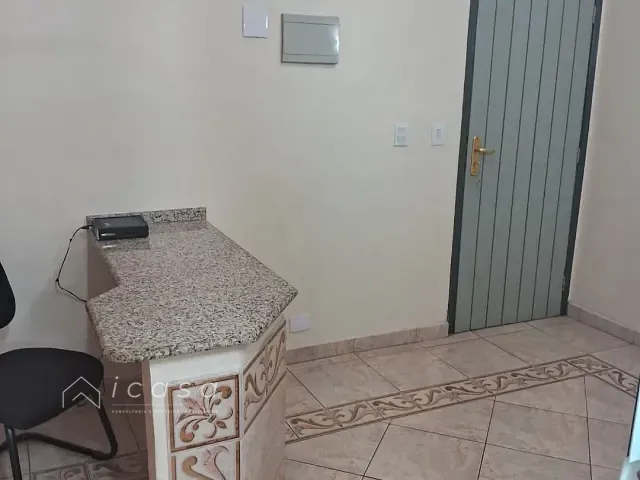 Sala com 32m², à venda, no bairro Jardim Pereira do Amparo em Jacareí