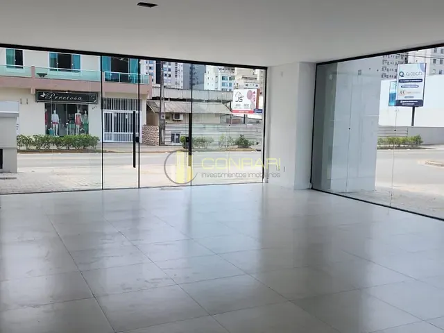 Sala para alugar, no bairro Pereque em Porto Belo