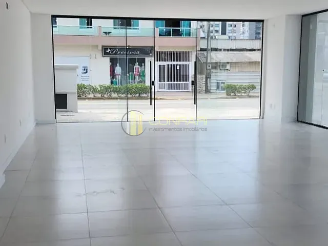 Sala para alugar, no bairro Pereque em Porto Belo