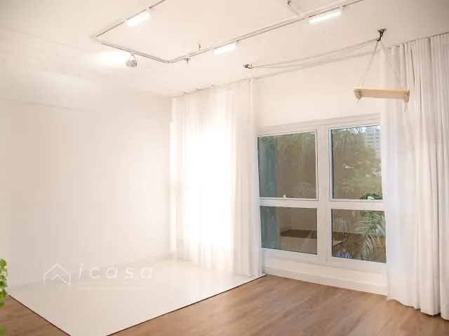 Sala com 43m², à venda, no bairro Centro em São José dos Campos
