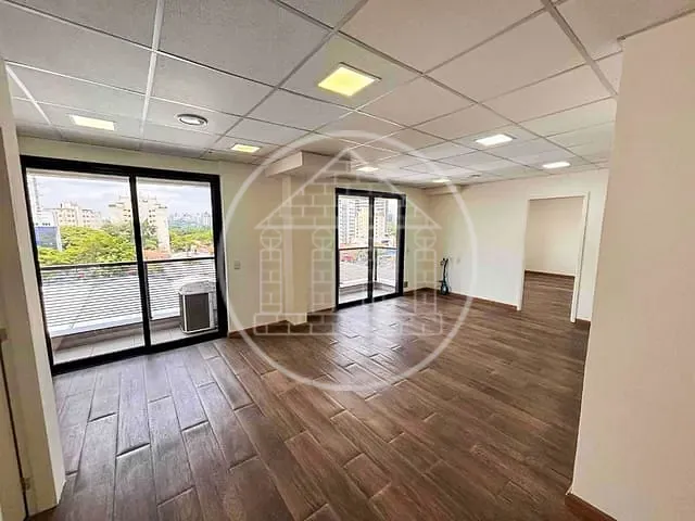 Sala com 105m², para alugar, no bairro Butantã em São Paulo