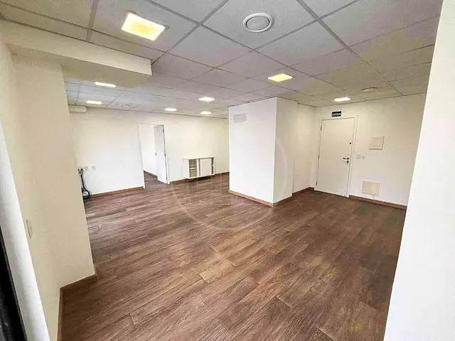 Sala com 105m², para alugar, no bairro Butantã em São Paulo