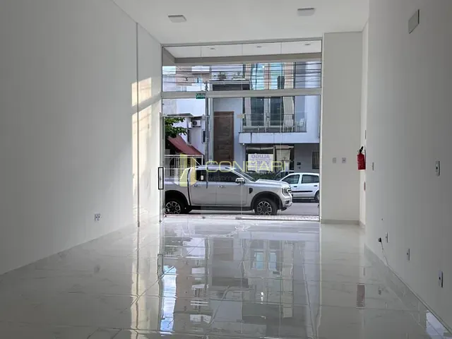 Sala para alugar, no bairro Centro em Itapema