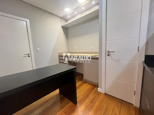 Sala para alugar, no bairro Centro em Itajaí