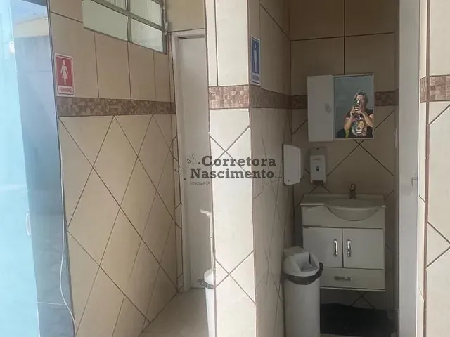 Sala para alugar, no bairro Centro em Jacareí
