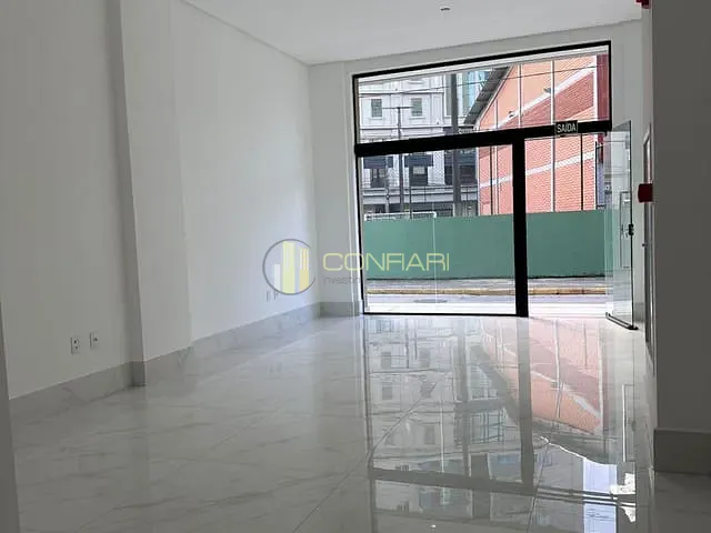 Sala para alugar, no bairro Centro em Itapema