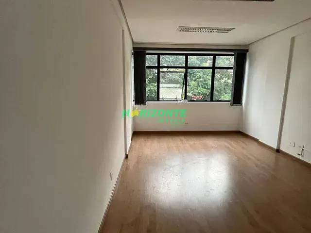 Sala com 32m², à venda, no bairro Jardim Aquarius em São José dos Campos