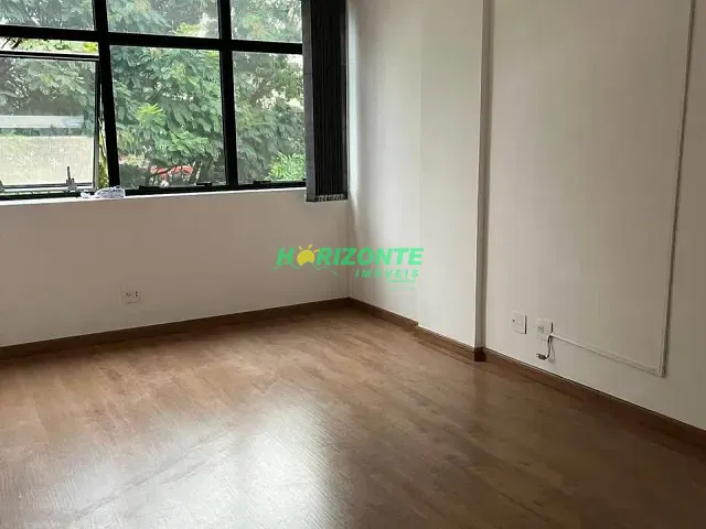 Sala com 32m², à venda, no bairro Jardim Aquarius em São José dos Campos