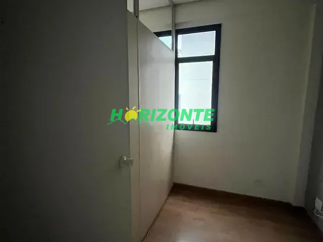 Sala com 32m², à venda, no bairro Jardim Aquarius em São José dos Campos
