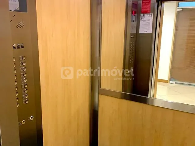 Sala com 130m², à venda ou para alugar, no bairro Centro em Rio de Janeiro