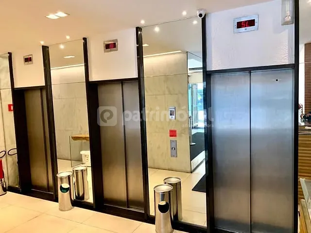 Sala com 130m², à venda ou para alugar, no bairro Centro em Rio de Janeiro