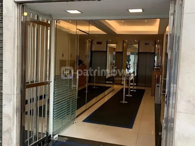 Sala com 130m², à venda ou para alugar, no bairro Centro em Rio de Janeiro