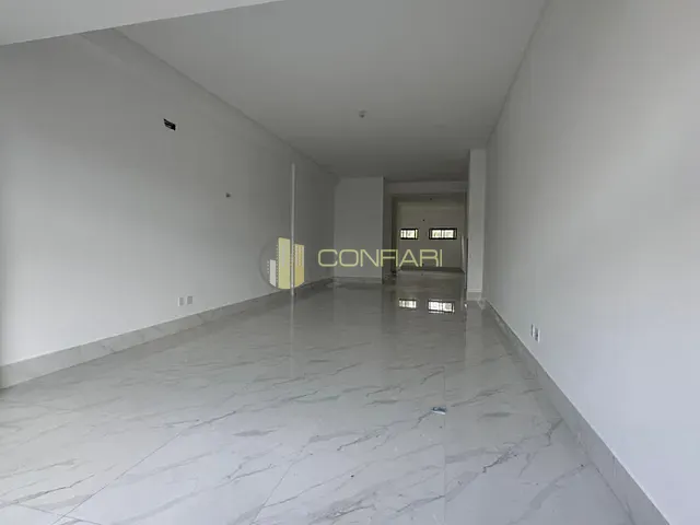 Sala para alugar, no bairro pereque  em Porto Belo
