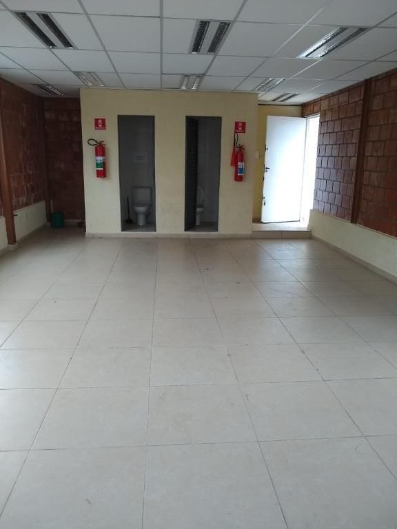 Sala com 100m², para alugar, no bairro Belém em São Paulo