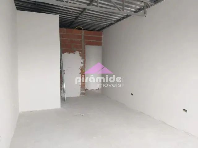 Sala com 35m², para alugar, no bairro Balneário Forest em Caraguatatuba
