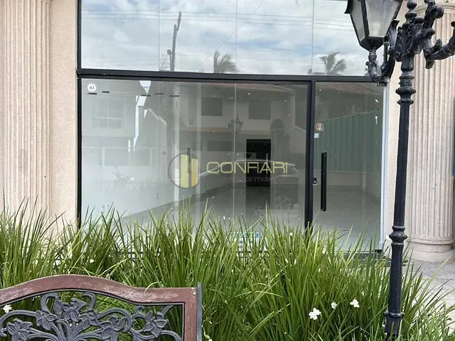 Sala para alugar, no bairro Perequê em Porto Belo