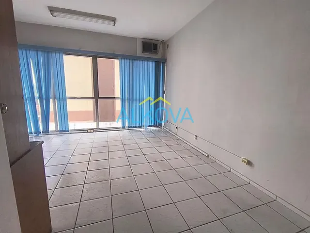 Sala com 28m², à venda, no bairro Centro em São José dos Campos
