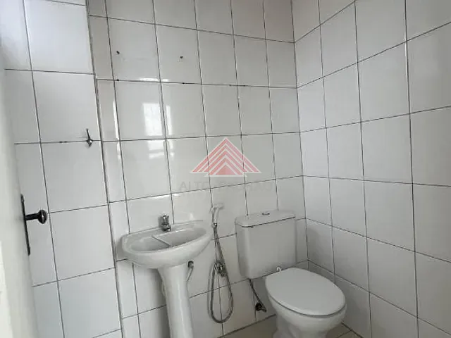 Sala com 29m², à venda, no bairro Vila Bocaina em Mauá