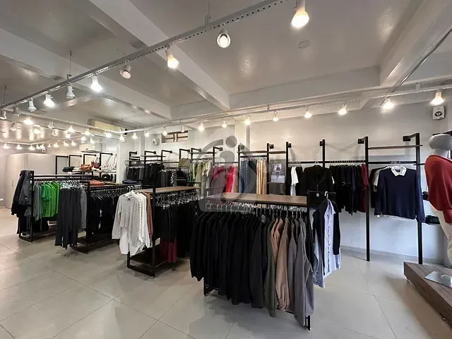 Sala com 360m² 1 quarto e 3 banheiros, à venda, no bairro Canabarro em Teutônia