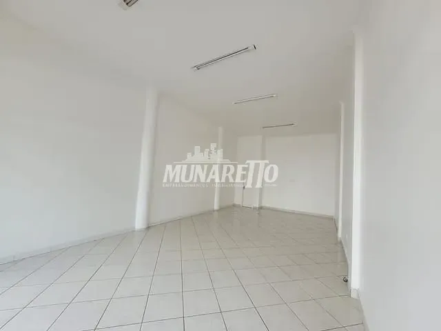 Sala para alugar, no bairro Centro em Concórdia