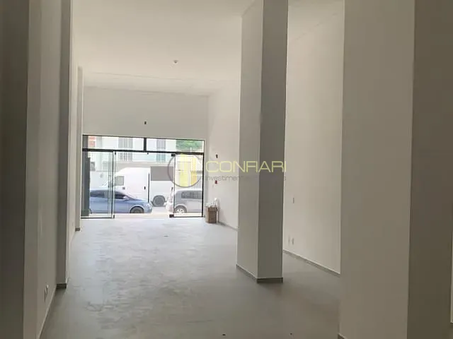 Sala para alugar, no bairro Morretes em Itapema