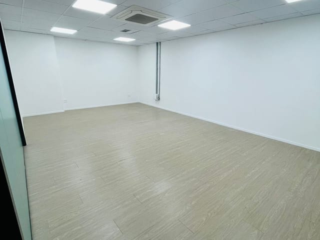 Sala para alugar, no bairro Jardim do Lago em Londrina
