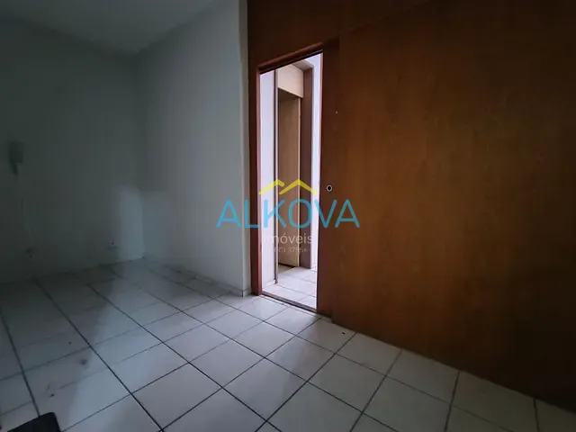 Sala com 28m², à venda, no bairro Centro em São José dos Campos