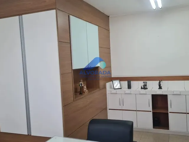 Sala com 50m², para alugar, no bairro Centro em Jacareí
