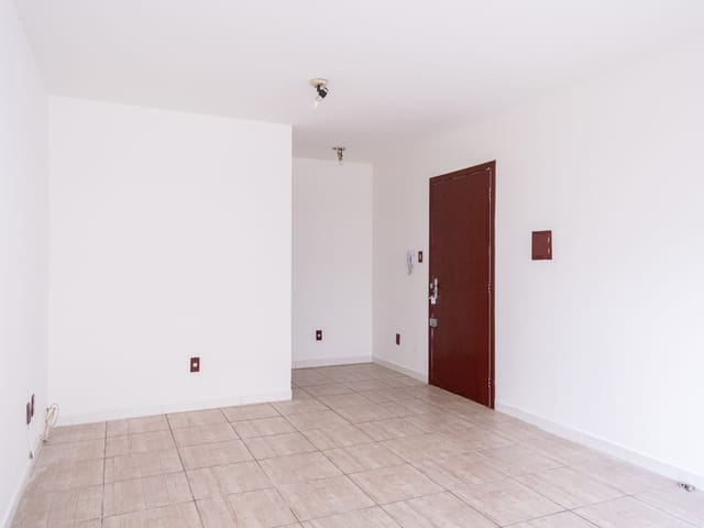 Sala com 37m², para alugar, no bairro Centro em Pelotas