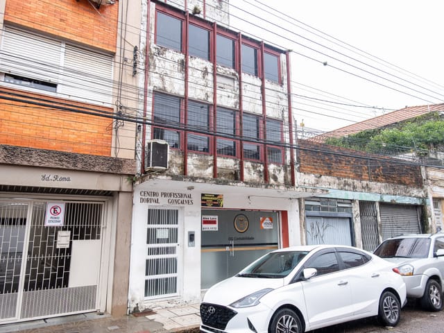 Sala com 37m², para alugar, no bairro Centro em Pelotas