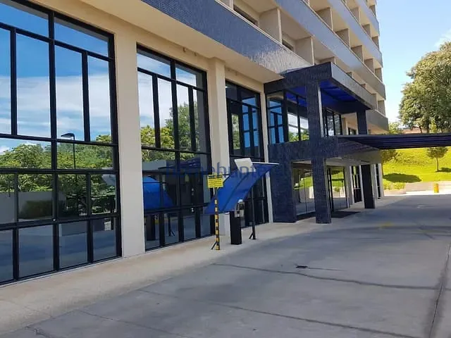 Sala com 33m², para alugar, no bairro Jardim Eulina em Campinas