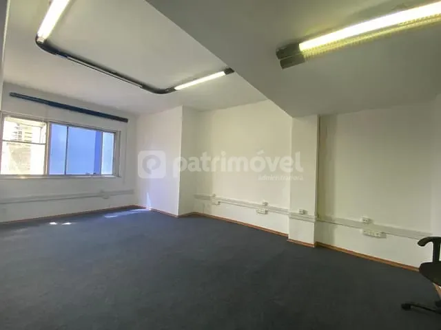 Sala com 53m², para alugar, no bairro Centro em Rio de Janeiro